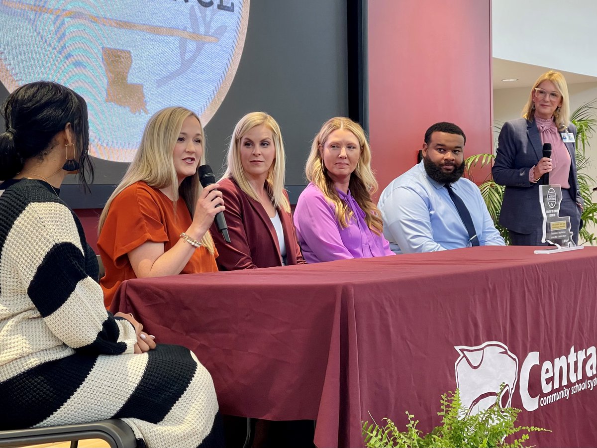 doelouisiana's tweet photo. We awarded our Models of Excellence to the Central Community School System this morning for their focus on accelerated learning recovery. Educators work together to ensure students get the most from their dedicated enrichment time. #LaEd https://t.co/AdWVT8Dc0X https://t.co/jZqFP8Zj4A