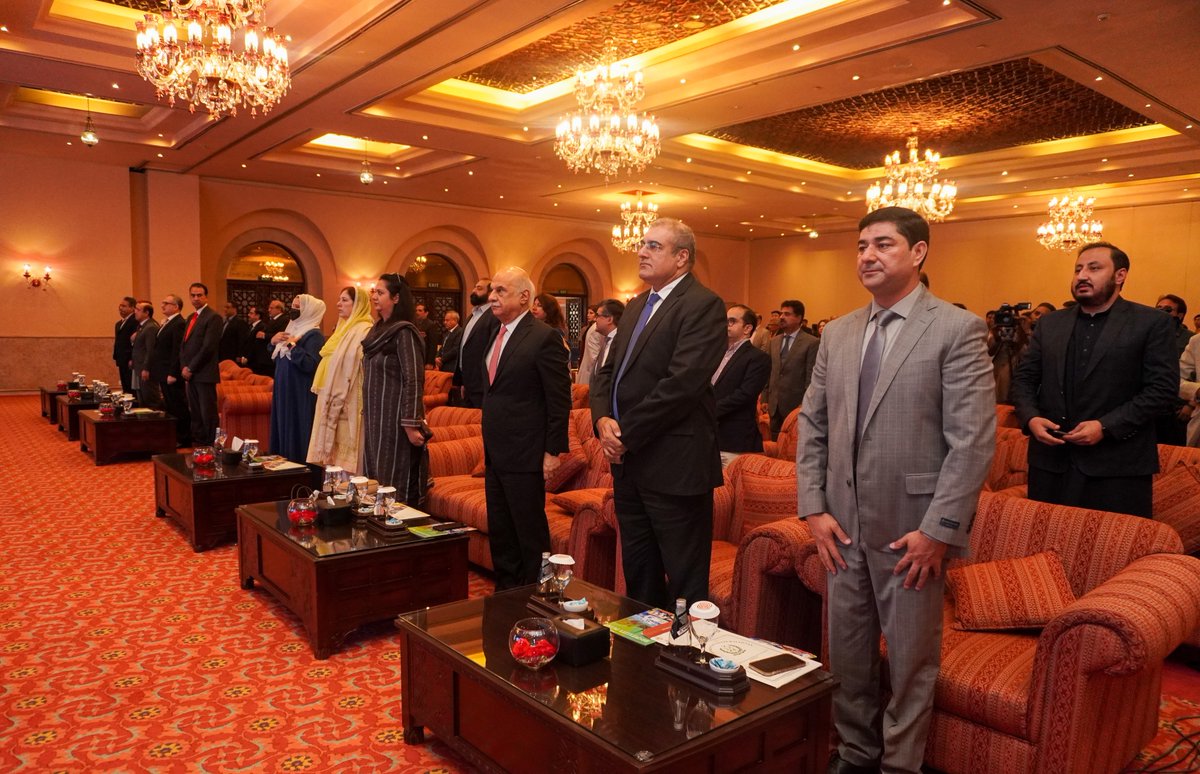 IbexMedianetwrk's tweet image. GB Investment RoadShow Concluded in Islamabad.
#IbexMediaNetwork #gilgitbaltistan #rupanifoundation #government #Official #tourism #minerals #informationtechnology #hydropower #Investments