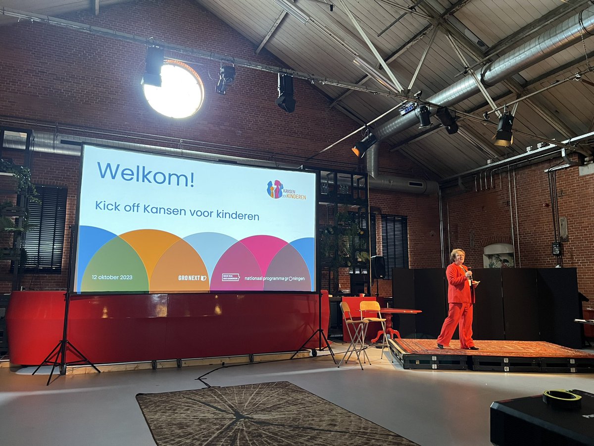 Goed nieuws! Het programma Kansen voor Kinderen is nu echt van start: een innovatieve aanpak met gezinnen om armoede terug te dringen in de hele provincie Groningen. Gemeenten Oldambt en Groningen starten als eerste.  <a href="/NPGroningen/">Nationaal Programma Groningen</a> <a href="/GertOldambt/">Gert Engelkens</a> <a href="/eelcoeikenaar/">x</a>