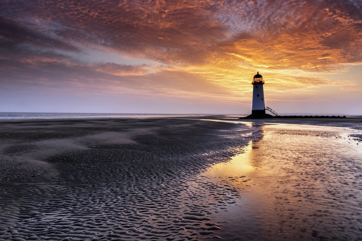 SeaStackJohn's tweet image. One from a recent visit to Point of Ayr.