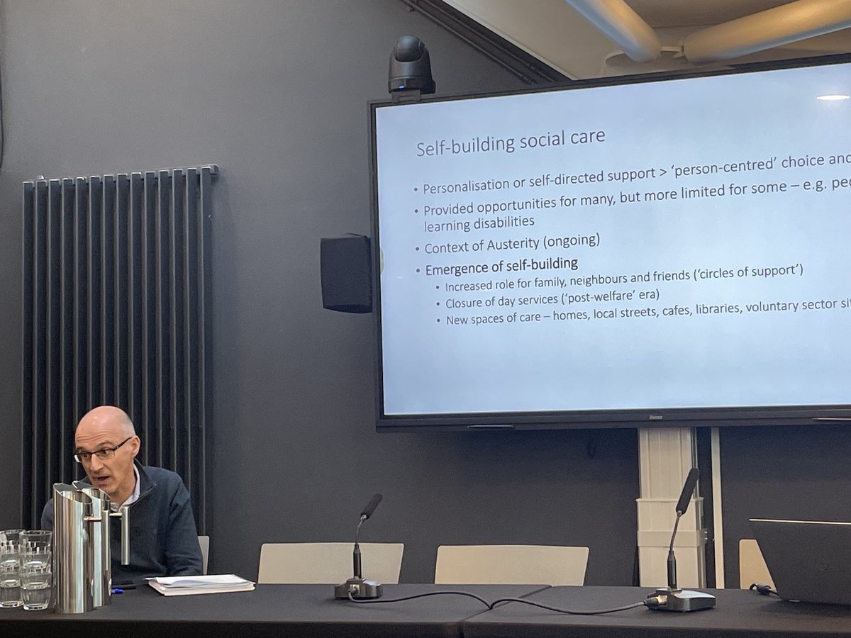 DivyaSnape's tweet photo. Ed Hall ⁦@dundeeuni⁩ sharing his research related to disabilities #FestivaloftheFuture https://t.co/Tt0LWyTgOK