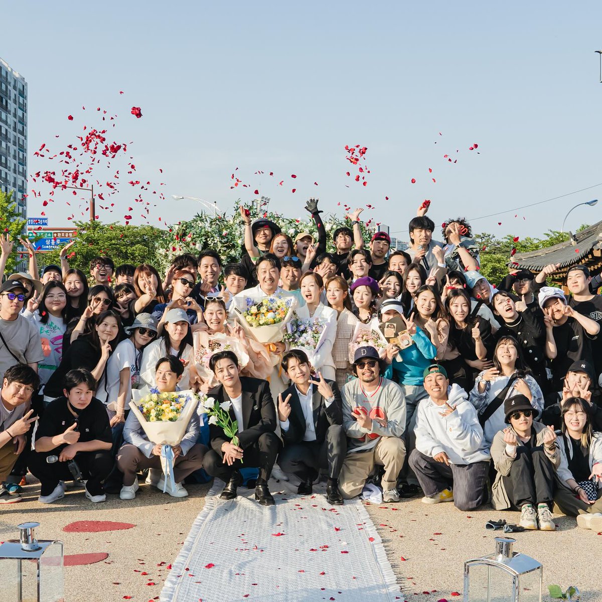 RRRoon1's tweet image. 이연불 스탭 인스타 
#로운 #김석우 #Rowoon #ロウン #장신유 #이연애는불가항력 #이연애 #이연불 #DestinedWithYou