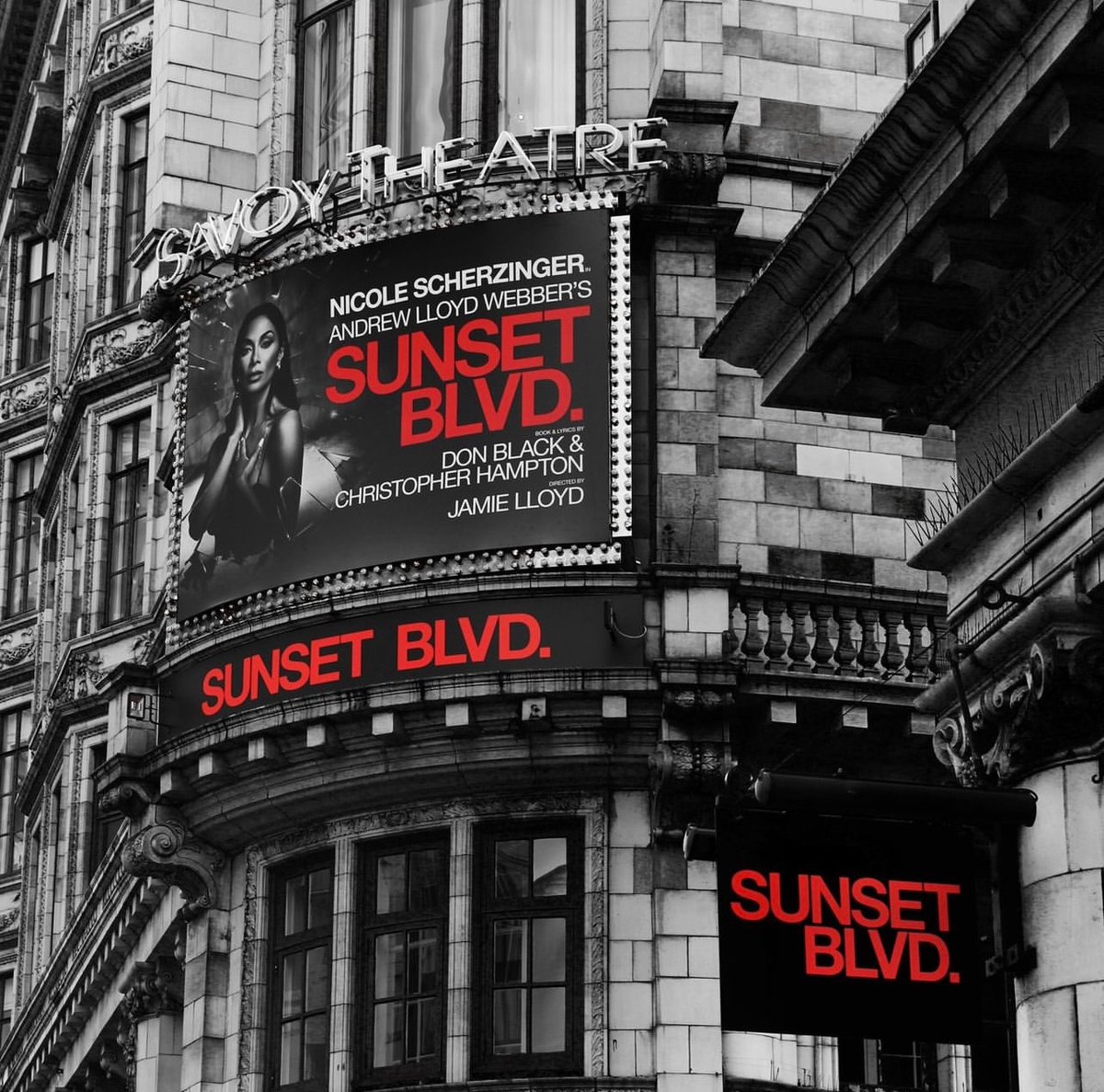 🎭️ Calling all theatre fans 🎭️ Tonight marks the opening night of Andrew Lloyd Webber's legendary musical, Sunset Boulevard, featuring the incredible @nicolescherzinger at the Savoy Theatre.⁠ Do you have your tickets? ✨ ⁠ ⁠@savoytheatreldn ⁠@sunsetblvd @officialALW