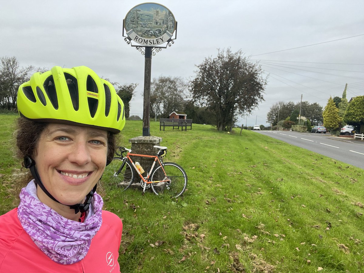 helengoth's tweet photo. Why do I always do this to myself?….. an evening in Bromsgrove so I have to ride to the highest local point! 🤪🚵♀️💪#Romsley #Clent #Cycling #HillClimbs https://t.co/dhHIXX48iE