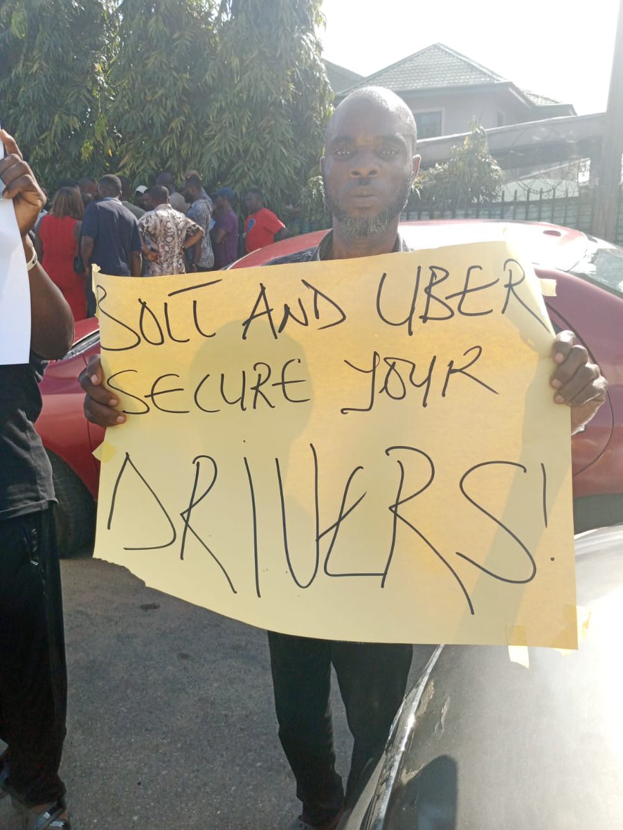AUATONofficial's tweet photo. App-based transporters Protest against gruesome Killing of three members in Porthacout and one in Abuja.
@Uber_Support @Boltapp_ng @inDrive  Profile riders with NIN @LabourMinNG @NLCHeadquarters @NGRPresident @PoliceNG protect our members,  the killing and rubbery is too much https://t.co/Shmf3oUEx9
