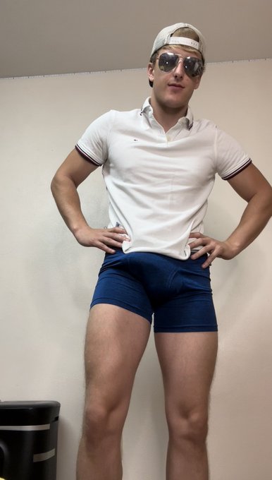 Would you join my Frat 📓✏️ https://t.co/c2UQvh8QeE