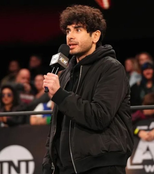 TheCovalentTV's tweet photo. 🚨 SOUND OFF 🚨

What can Tony Khan do to improve AEW and take it to new heights? https://t.co/Uf2WzlgaDi