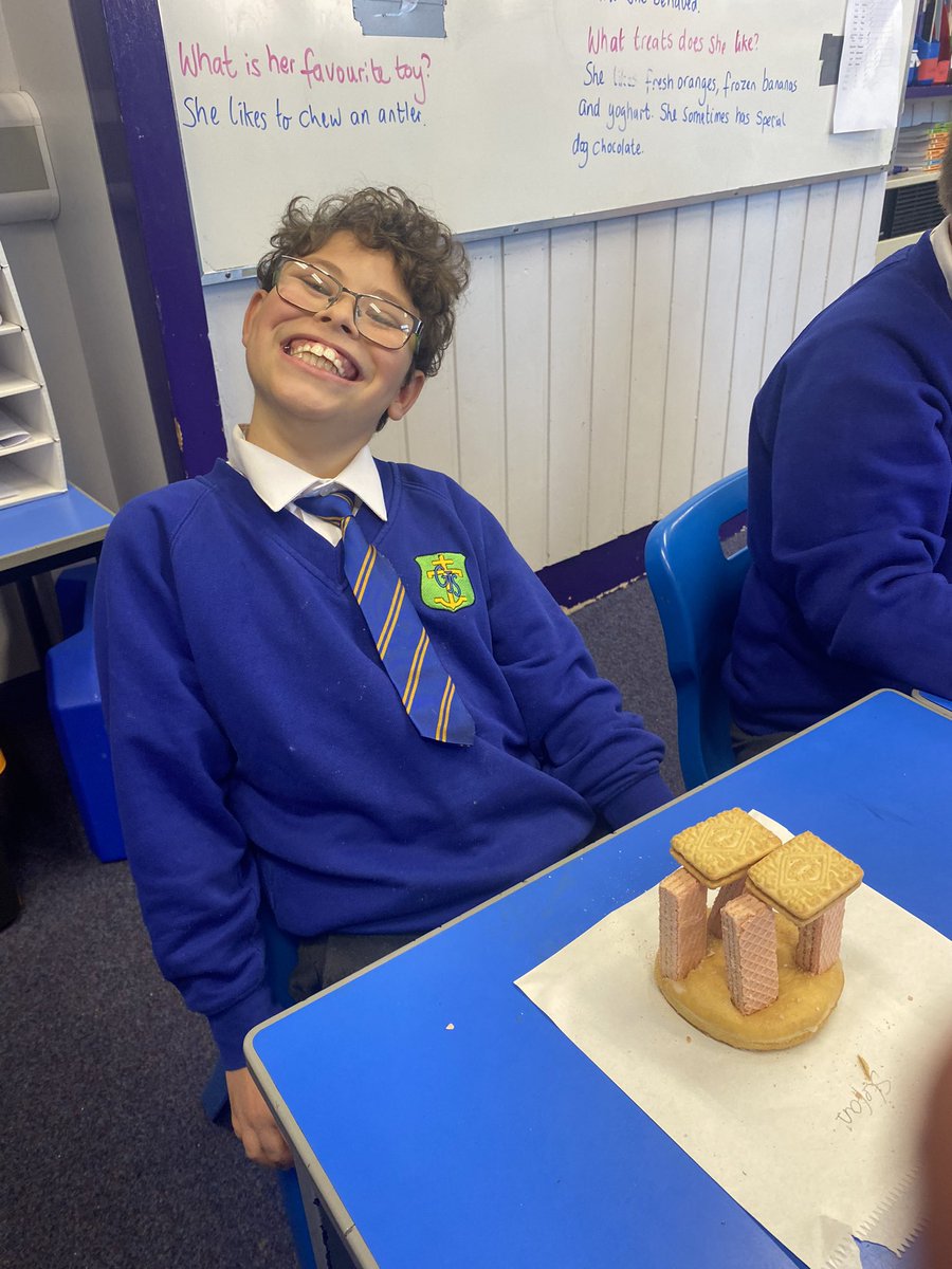 GGreenfinches's tweet photo. History comes alive when you recreate past buildings - Biscuithenge was a very popular activity #nurture @GreengateJ https://t.co/P8hHEFvVEk