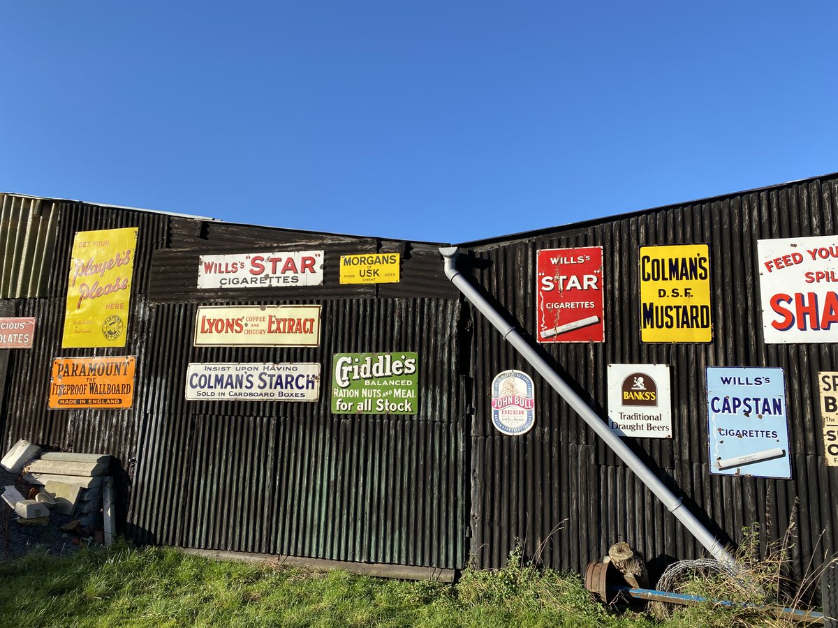 Cazlar123's tweet photo. Old signs and tractor seats on local barn in the village, walk past the farm every day and asked farmer if I could take photos, they're so fab
#oldsigns https://t.co/kqEjrVsrZK