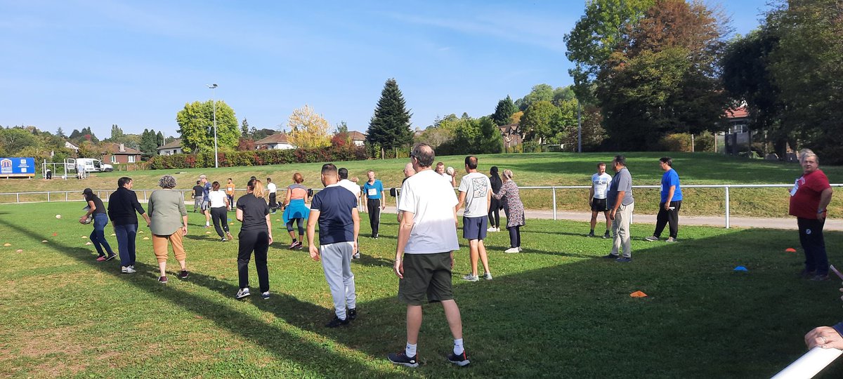 RichardColarde2's tweet photo. Pleine réussite pour la 1ere édition du Stade vers l emploi de lons le Saunier co-organisé par Pôle Emploi et le club de rugby ledonien : 180 participants sur une journée alliant sport et recrutement, convivialité et dynamisme ! https://t.co/WKlsEdFR0q