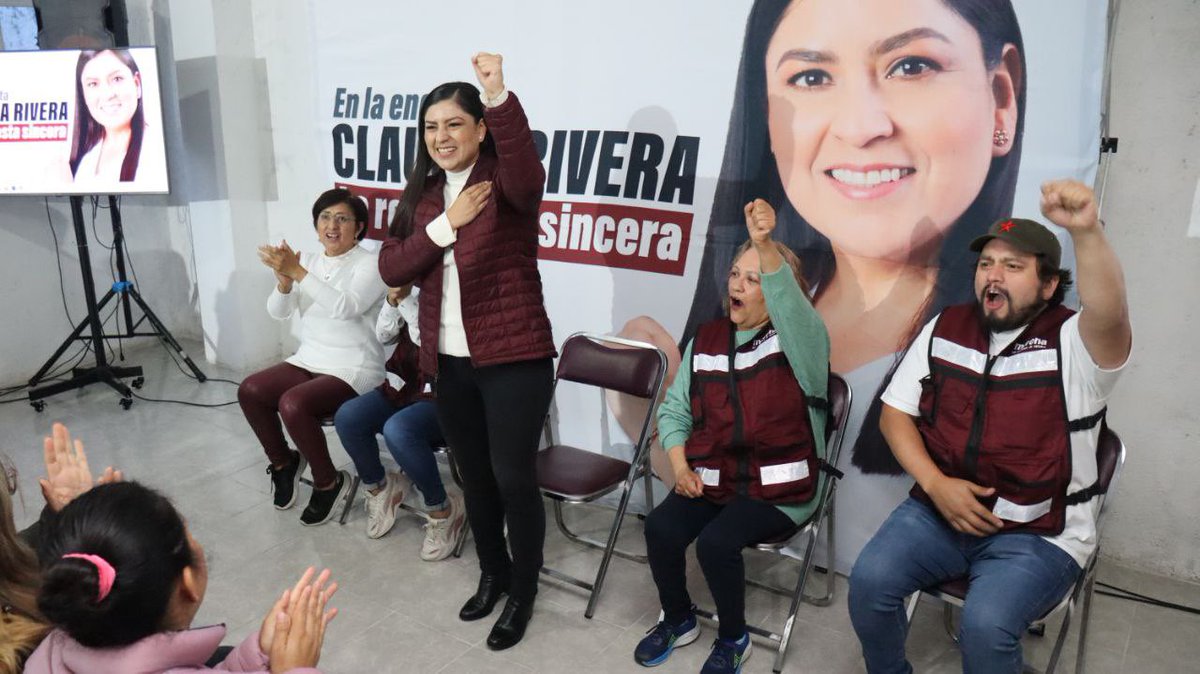 RiveraVivanco_'s tweet photo. La transformación es un trabajo de todos los días. Gracias a todas y todos mis camaradas de San Andrés Cholula por seguir sumando voluntades. Tenemos un proyecto colectivo que se llama Puebla y seguiremos poniendo cada quien nuestro granito de arena para construirnos el estado que queremos. 🙌🏼💜 #CRlarespuestasincera