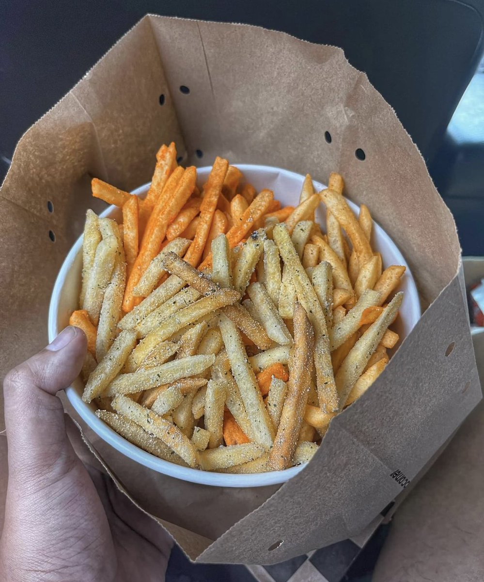 llil9ee's tweet image. Needed