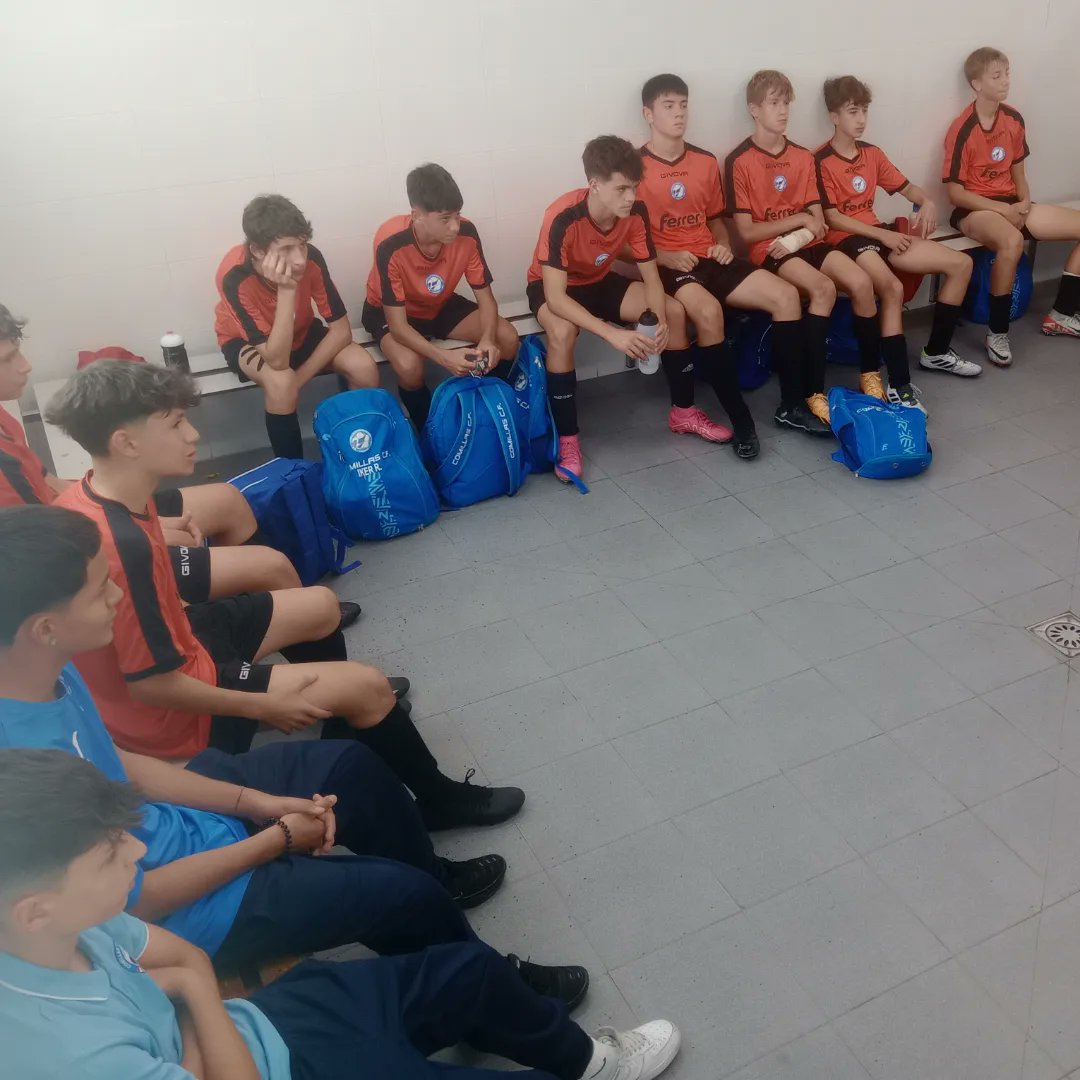 ComillasCF's tweet photo. 🏆🔵 CANTERA 🔵🏆|

Jornada amistosa en @CFBJ_Calahorra y @clubdeportivoalfaro

El Comillas no descansa.
Seguimos trabajando,
seguimos creciendo.

¡TODOS JUNTOS!💙¡VAMOS COMILLAS! https://t.co/WFthZmqAFZ