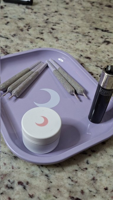 😈🎶💜Purple Vibes💜🎶😈 https://t.co/eInwVdC1xW<a href="/tag/bondage"class="tags"><span>#bondage</span></a><a href="/tag/shibari"class="tags"><span>#shibari</span></a><a href="/tag/rope"class="tags"><span>#rope</span></a>