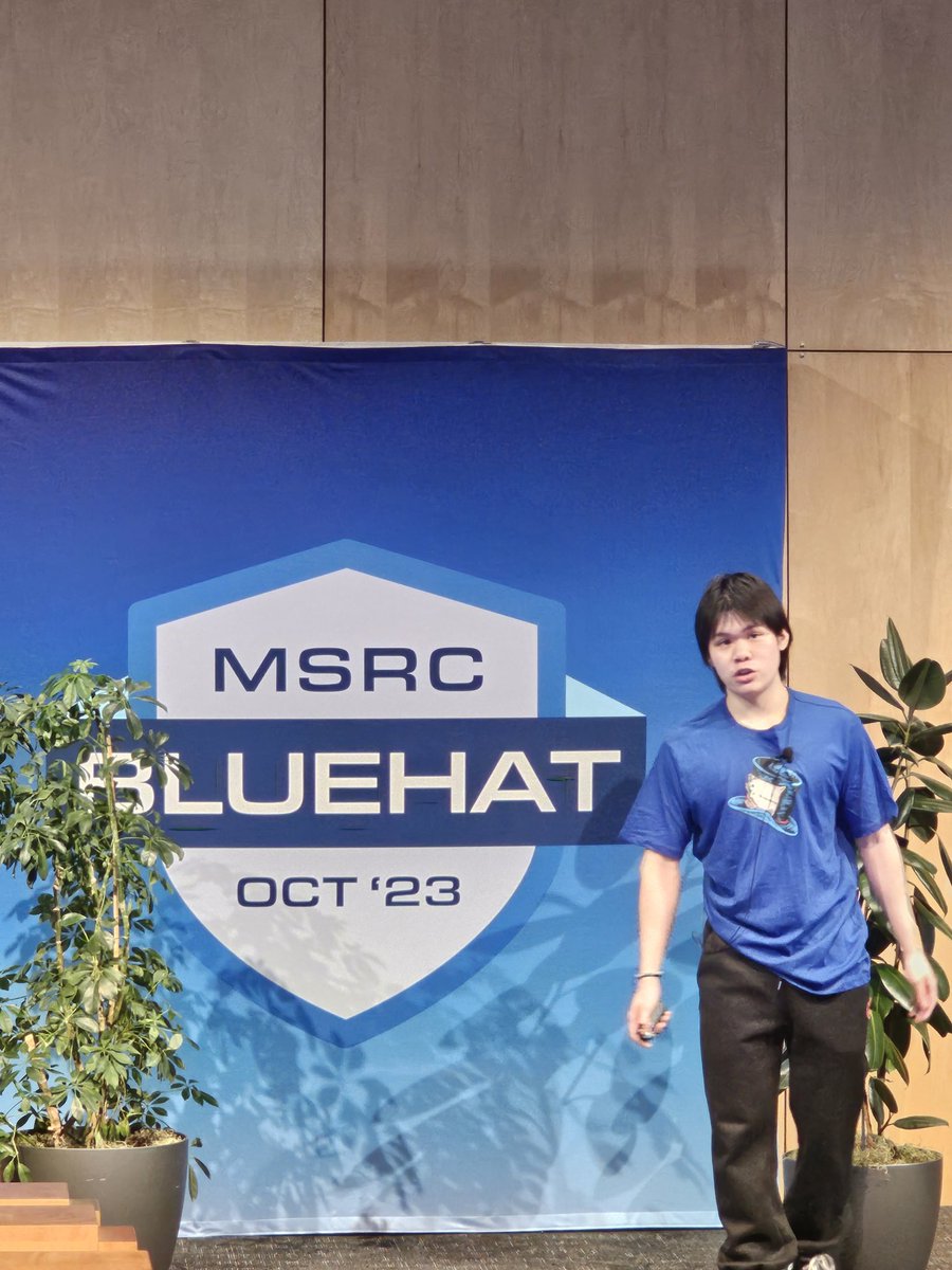 Inspiring talk on improving cyber education for K-12 at #Bluehat day 2, by HIGHSCHOOL! student Aaron Tng. <a href="/MSFTBlueHat/">Microsoft BlueHat</a>