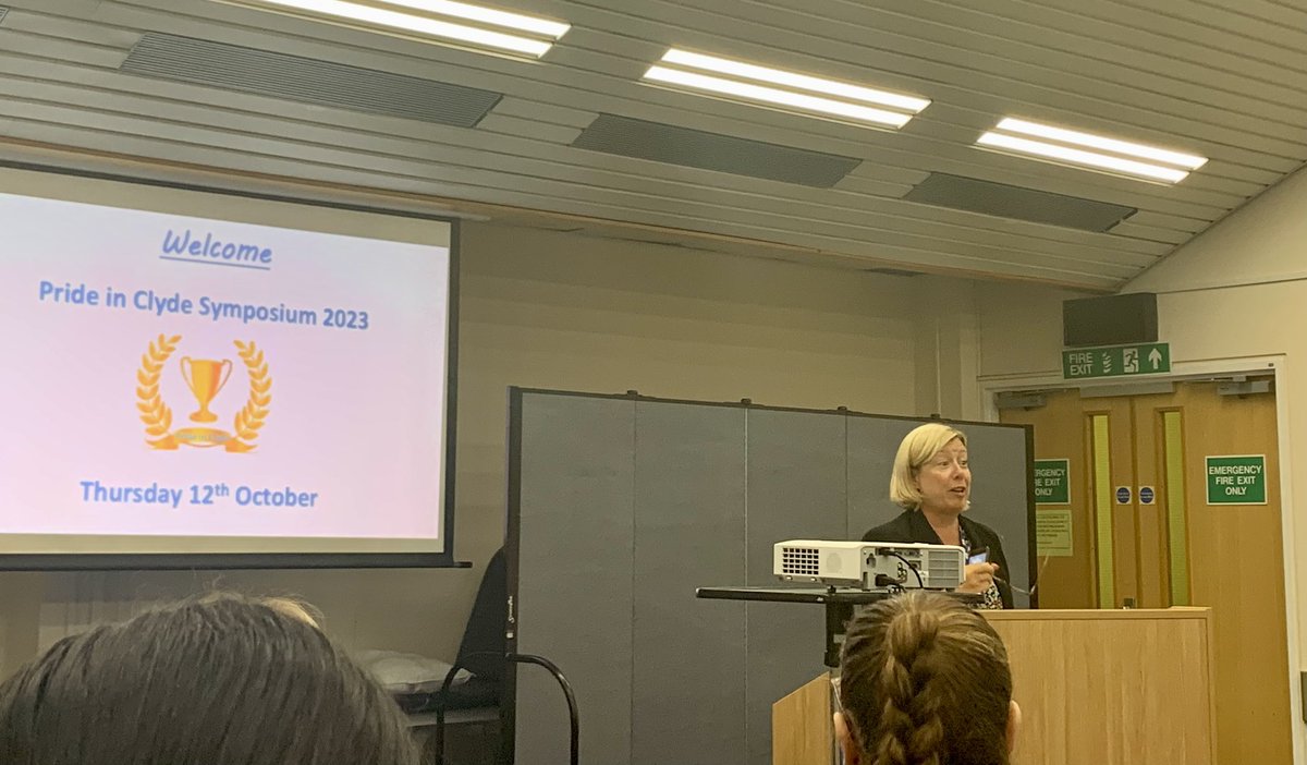raylibra6's tweet photo. Inspiring presentations on a wide range of topics in the Pride in Clyde Symposium today. Recognising, Celebrating, Sharing &amp; Learning from some excellent QI projects/Posters @NHSGGC @LornaLoudon @rachael_rodger @Iainwkeith @GerryMcL0609 @joannemaxwell20 https://t.co/NJLlUytuD8