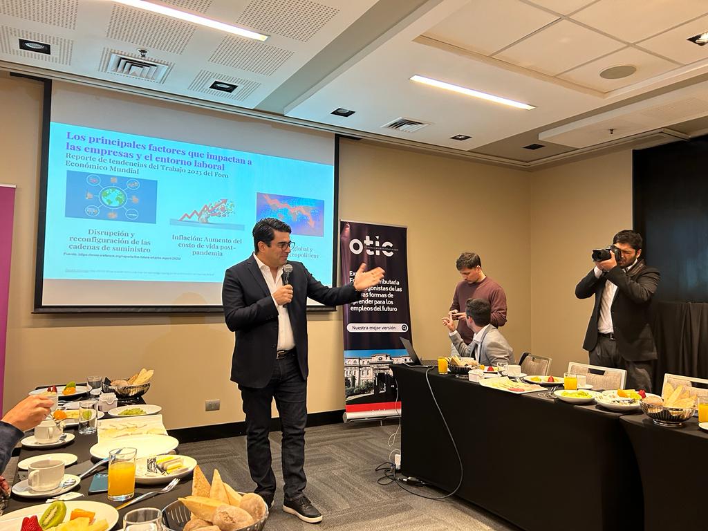 OTIC Del Comercio tweet media