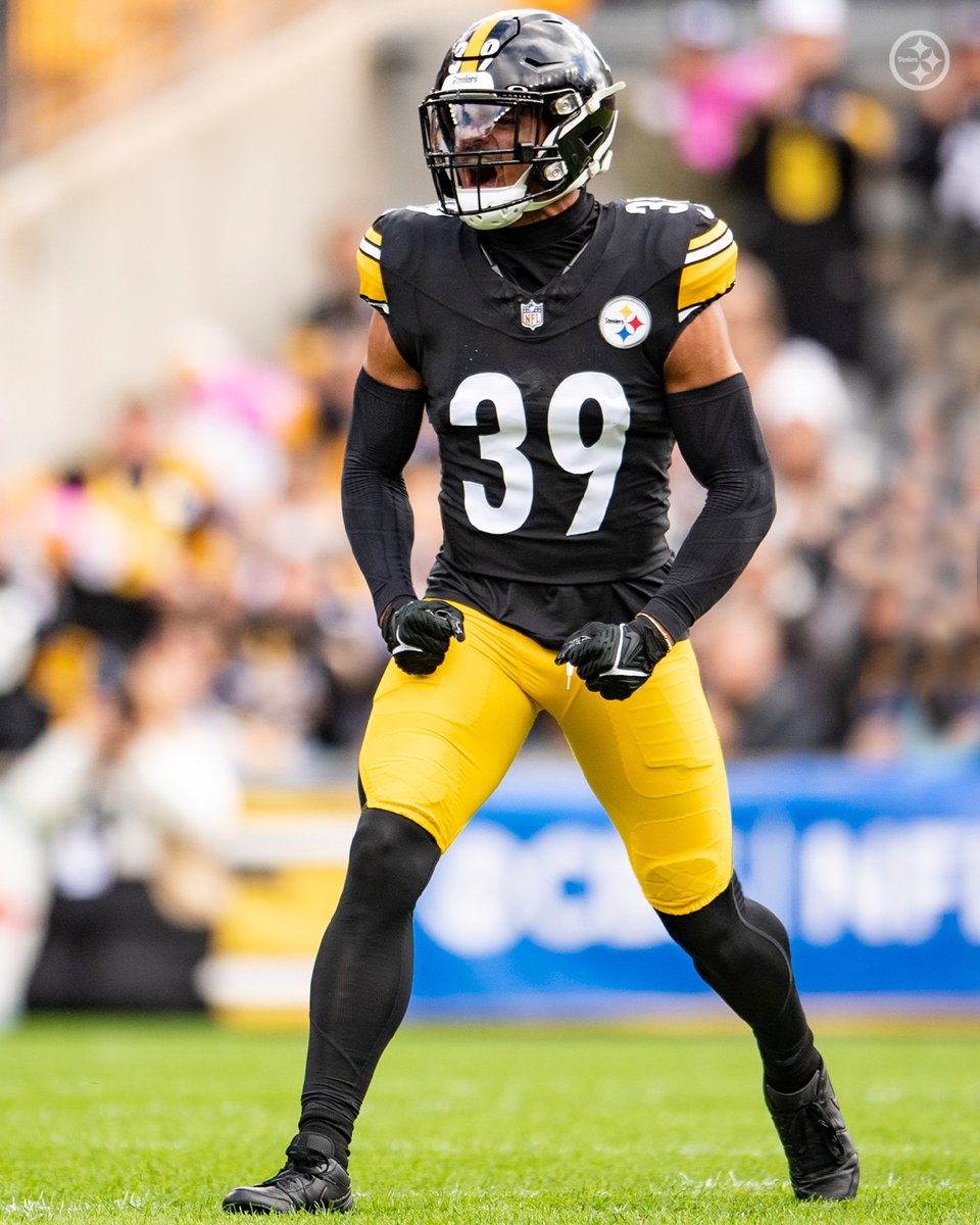steelers's tweet photo. 😤 @minkfitz_21 😤 https://t.co/w393XTnUcW