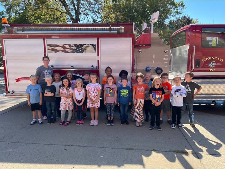 FisherBunnies's tweet photo. 1R has been learning about fire safety this week and we ended it with a trip to the fire station! https://t.co/I8CSSqNPGo