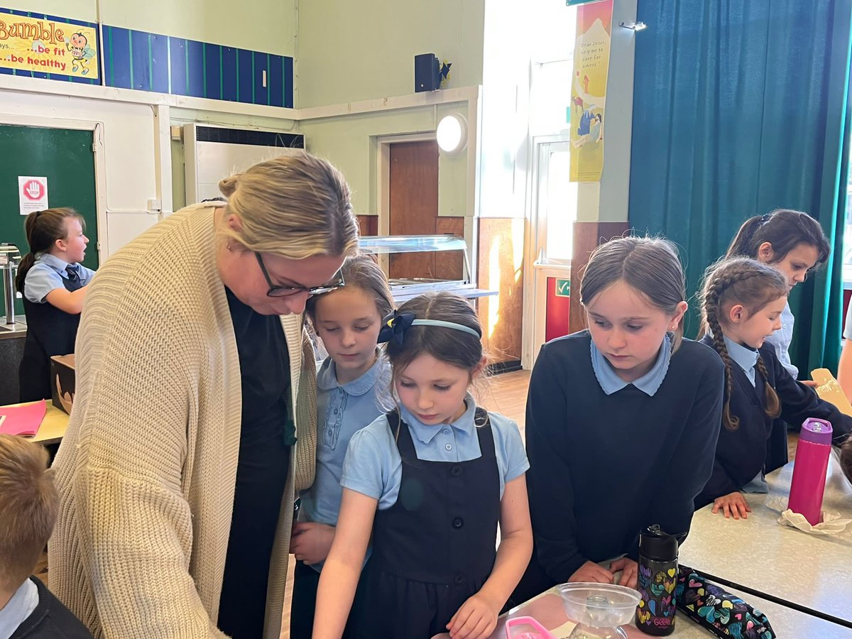 StJosephsWDC's tweet image. Thank you to everyone who came to our P4-7 Problem Based Learning showcase. The children have worked so hard over the past few weeks and were absolutely delighted to share their learning with their parents/caregivers ☺️ #problembasedlearning