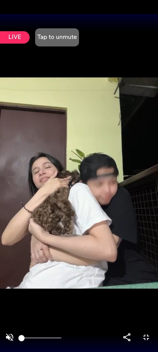 Kokoniwardoo's tweet photo. grabe kayo mga mahal ko. Ayaw nyo talagang nasasaktan kami . Ang bilis nyo lang ayusin yung mga bagay na hindi dpat pinapalaki pa, ganun din kmi mga mahal ayaw din nming nkikita kyong nasasaktan kaya mahal na mahal namin kayo my #LEInMAR #WARLIO @WardReinalyn @francchezka https://t.co/MpMR7zpAt2