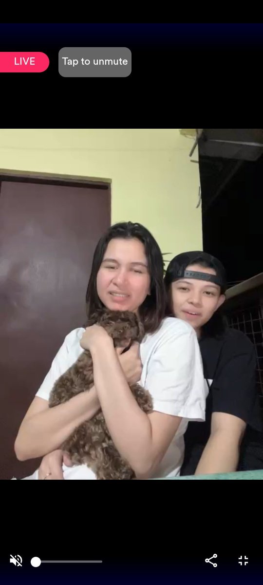 Kokoniwardoo's tweet photo. grabe kayo mga mahal ko. Ayaw nyo talagang nasasaktan kami . Ang bilis nyo lang ayusin yung mga bagay na hindi dpat pinapalaki pa, ganun din kmi mga mahal ayaw din nming nkikita kyong nasasaktan kaya mahal na mahal namin kayo my #LEInMAR #WARLIO @WardReinalyn @francchezka https://t.co/MpMR7zpAt2