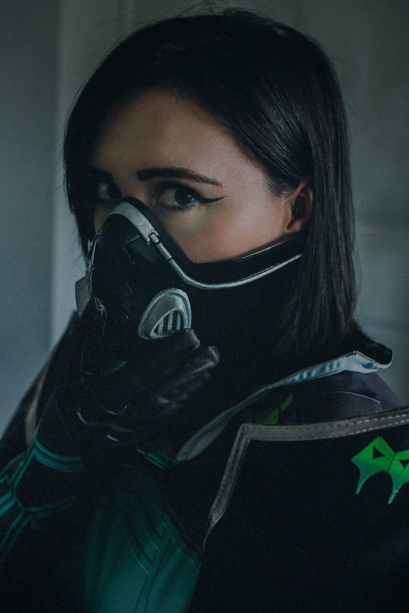 justmolly's tweet photo. “You wanted a villain? I gave you a villain.” 🧪 @VALORANT #Valorant https://t.co/upTCQnrj4Q