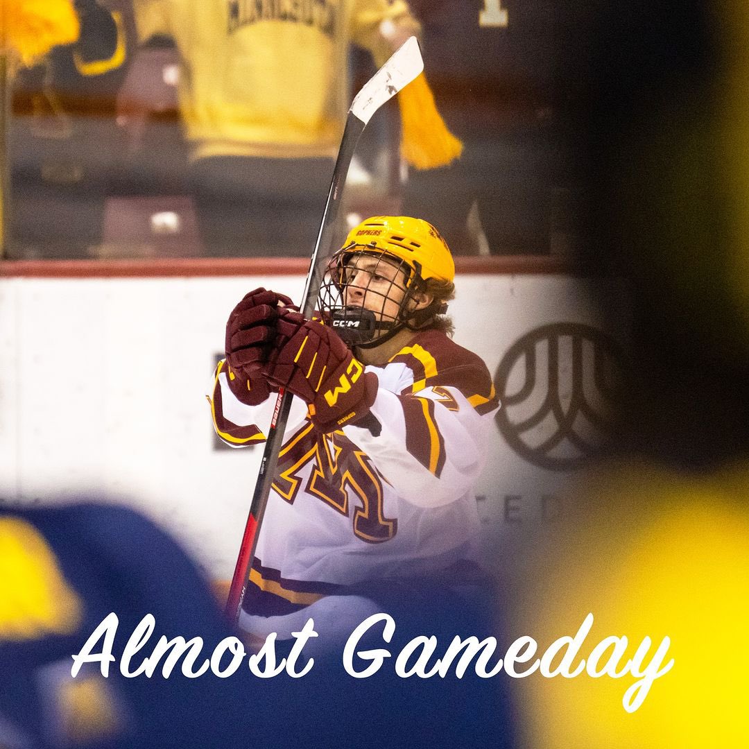 NCAAIceHockey's tweet photo. You know what it is…

#NCAAHockey x 📸 @GopherHockey https://t.co/EgGIyO8mll