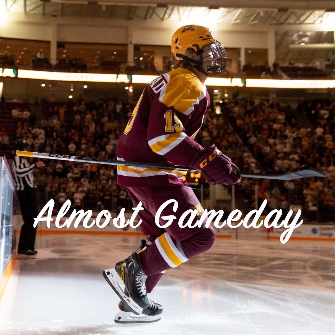 NCAAIceHockey's tweet photo. You know what it is…

#NCAAHockey x 📸 @GopherHockey https://t.co/EgGIyO8mll