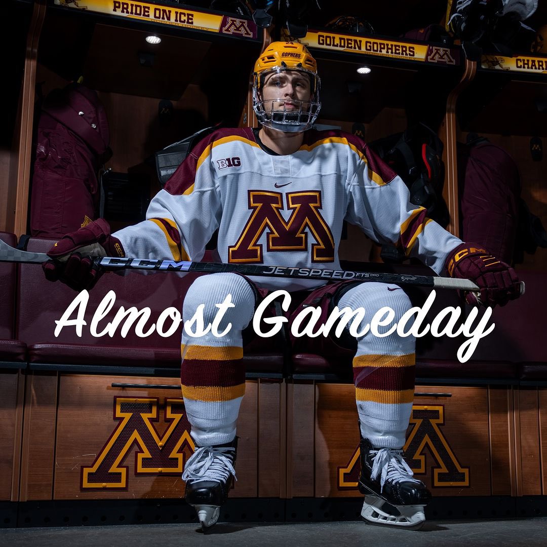NCAAIceHockey's tweet photo. You know what it is…

#NCAAHockey x 📸 @GopherHockey https://t.co/EgGIyO8mll
