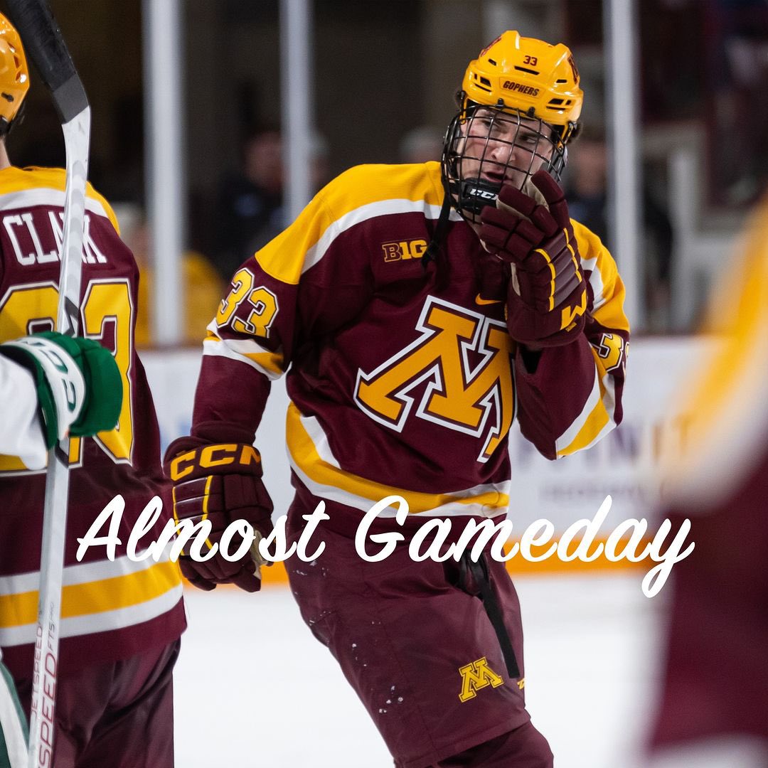 NCAAIceHockey's tweet photo. You know what it is…

#NCAAHockey x 📸 @GopherHockey https://t.co/EgGIyO8mll