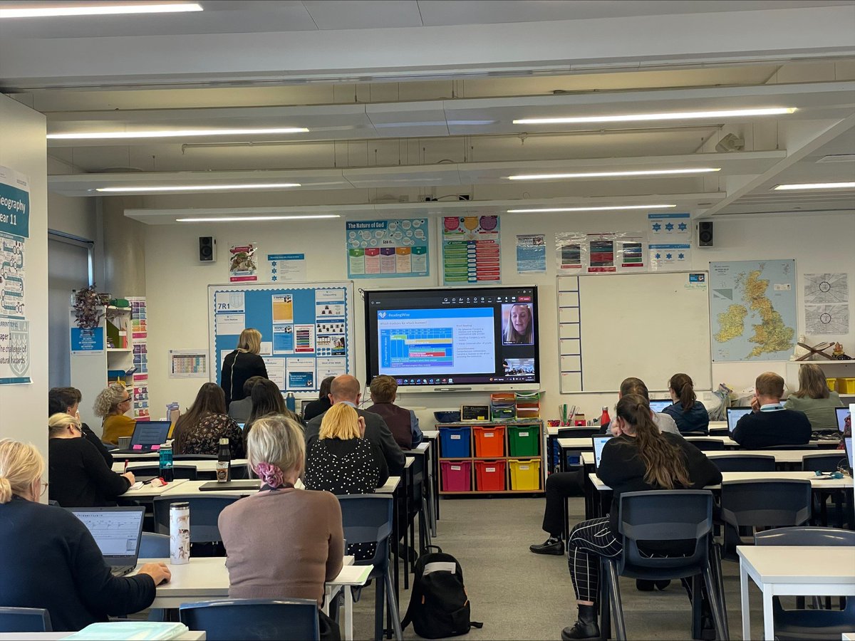 HighfieldLA's tweet photo. We were delighted to welcome Emily this afternoon who delivered Reading Wise training to all our HLA staff. Congratulations to 7S1 who hold top position on the leaderboard! Well done to 10S1 who are steadily closing in on that first-place spot. #Readingwise https://t.co/1bDSP6qz85