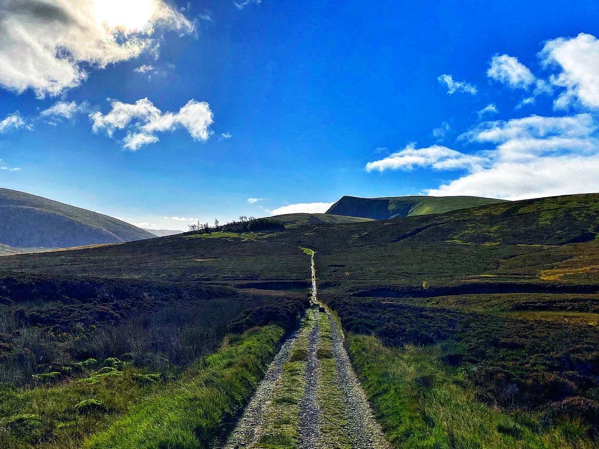 oldcrofthouse's tweet photo. After a busy season looking after our guests boots it was time to bring ours out of their summer retirement. Never has putting on a pair of boots felt so good…
#mountainadventures #cumbriaway #skiddawhouse #bakestall #skiddaw #skiddawsummit #skiddawlittleman #stunningviews https://t.co/AAIPzcHSxD