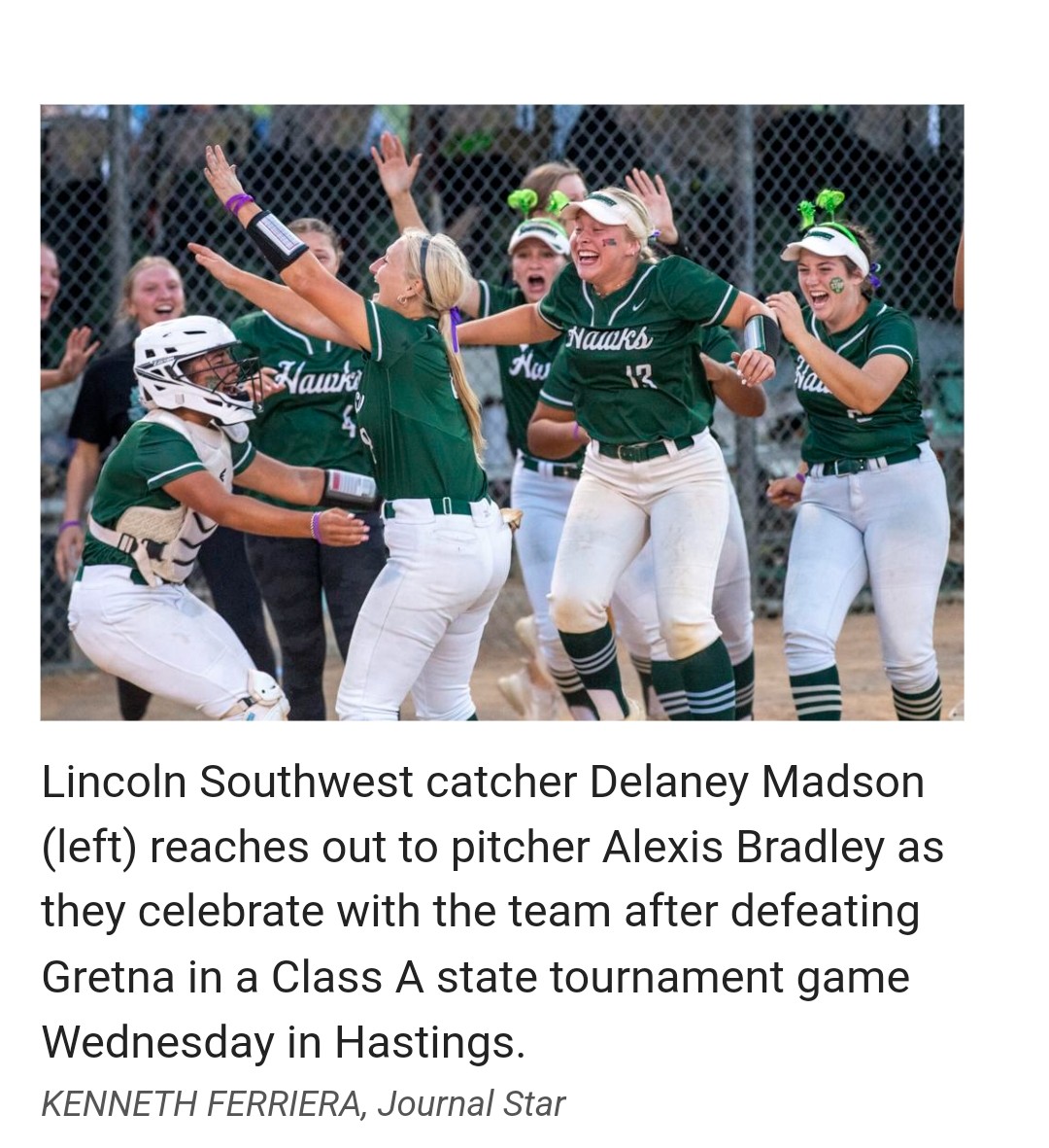 __mikebradley__'s tweet image. Total TEAM effort yesterday! I love the passion and emotion this team has. &quot;Leave it ALL on the Field&quot; @alexis_bradley8 @LSW_Softball