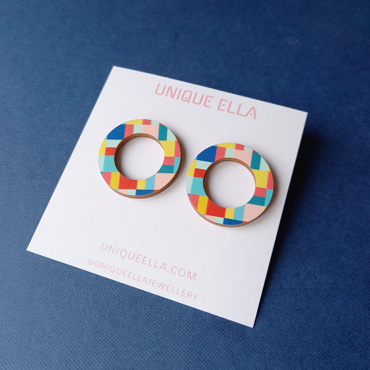 JewelleryElla's tweet photo. Modern Tate earrings when you want something unique.
https://t.co/ypNT4INYJJ 
#unique #earrings https://t.co/wVw5nsaqds