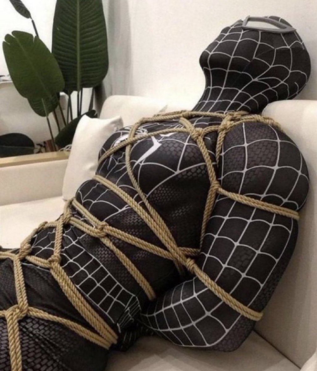 i’d let her tie me up like this