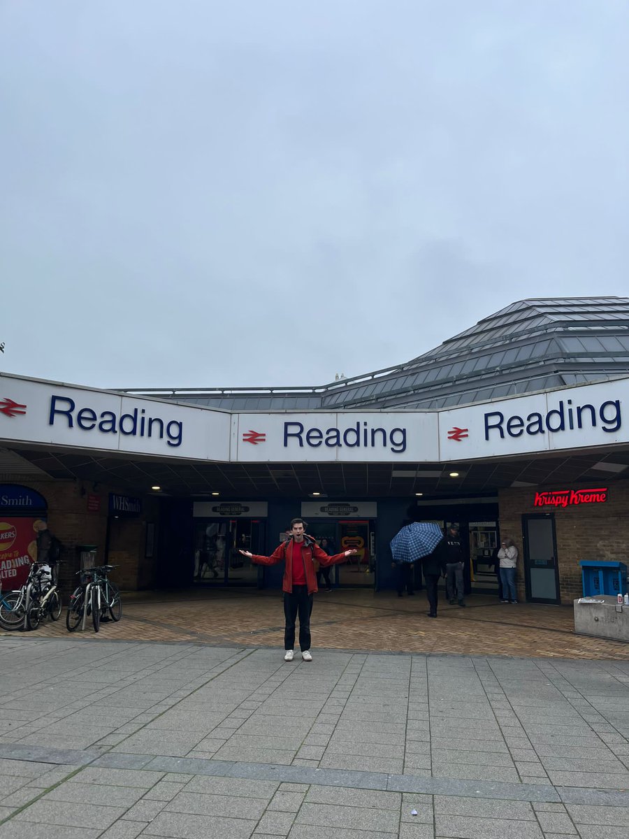 Tour Day 13 Railway Station 25: Reading. The mighty Gateway To The West, Terminus Of Crossrail, a multi-million multi-platform monster and it's great. Bustle bustle bustle in the never-quite-a-city. Still, the nostalgic in me can't help miss the roar of the HSTs.