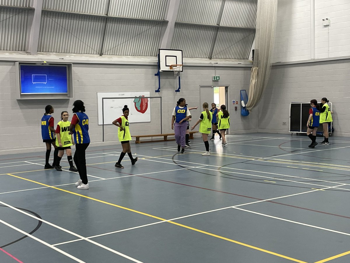 Excellent turn out @stedcamp Netball practice tonight @Bham_Netball #loveafterschoolsport #thesegirlscan well done all! Same time, same place next week!!