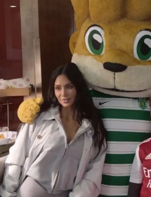 Finalmente trocou o Kanye por alguém melhor