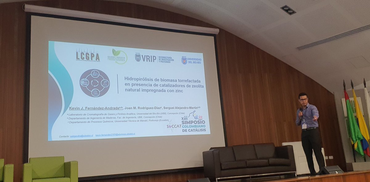 S. Alejandro-Martín (@sam_phd) on Twitter photo Estudiante <a href="/FernndezKevin/">Kevin Fernández-Andrade</a> del <a href="/DIMPROS1/">DIMPROS</a> expone los resultados obtenidos en el <a href="/LCGPA_UBB/">LCGPA UBB</a>  en el <a href="/XIIISiCCat/">XIII SiCCat</a>, representando la <a href="/IngenieriaUBB/">Facultad Ingeniería UBB</a> y <a href="/vripubb/">Vicerrectoría de Investigación y Postgrado</a> Estudiante <a href="/FernndezKevin/">Kevin Fernández-Andrade</a> del <a href="/DIMPROS1/">DIMPROS</a> expone los resultados obtenidos en el <a href="/LCGPA_UBB/">LCGPA UBB</a>  en el <a href="/XIIISiCCat/">XIII SiCCat</a>, representando la <a href="/IngenieriaUBB/">Facultad Ingeniería UBB</a> y <a href="/vripubb/">Vicerrectoría de Investigación y Postgrado</a>