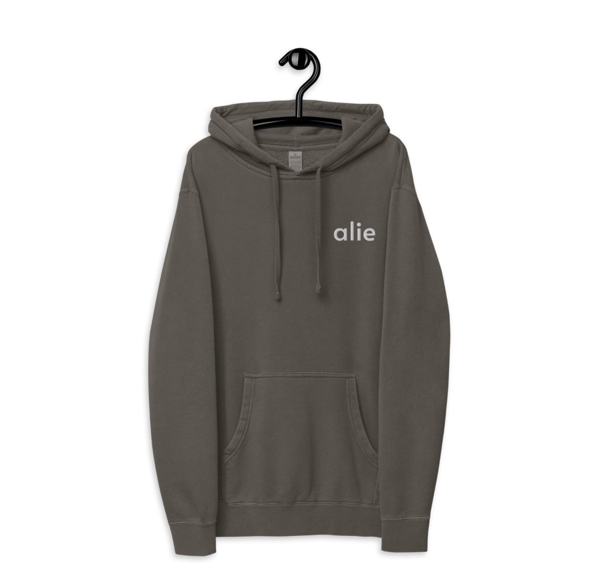 alieanaiii's tweet photo. Tracksuits @aliemoves 🤍 

Shop https://t.co/YbjuPfFyWi 

#lifestyle #ecofriendly #fitnessapparel https://t.co/nHtyshtfNF