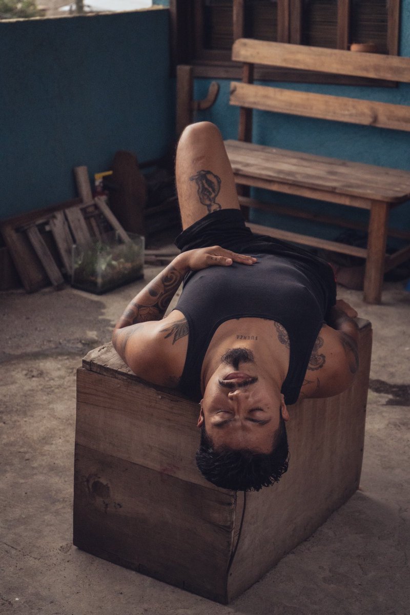 Jaredcastro77's tweet photo. Una eternidad…🫀

📸 male.erotica 🔥

#scrufflatino #scruff #tatuaje #chacal #lgbt #leather #man #latino #Tatto #tattoos #Oaxaca #mexico #followme #beautiful #piercing #cerveza #hombre #instalike #Gay #gayboy #instagay #pride #macho #mexicano #mexico #madera #moreno #pridemonth https://t.co/IpshxxtTkv
