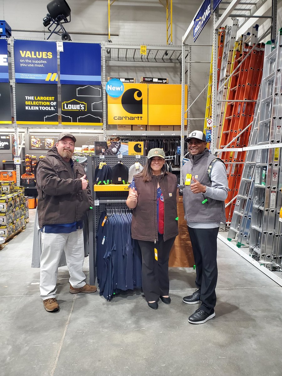 Lora Gibson tweet media