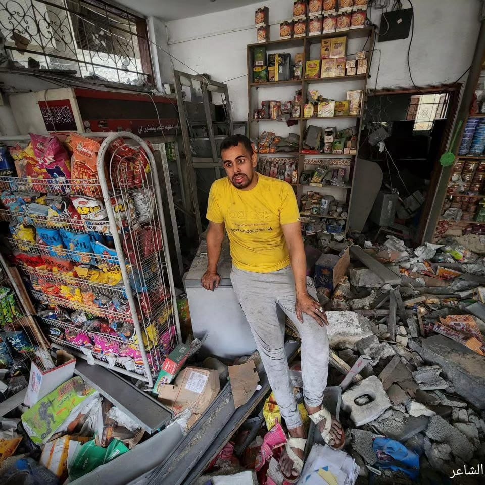 Yaos2019's tweet photo. Massive destruction was left by Israeli airstrikes on Rafah in the southern Gaza Stripe. #GazaUnderAttack #StandWithGaza https://t.co/v7fixclssR