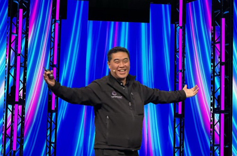 rwang0's tweet image. MyPOV: thanks for having me here  as an AI keynoter. @OpenText #OpenTextWorld