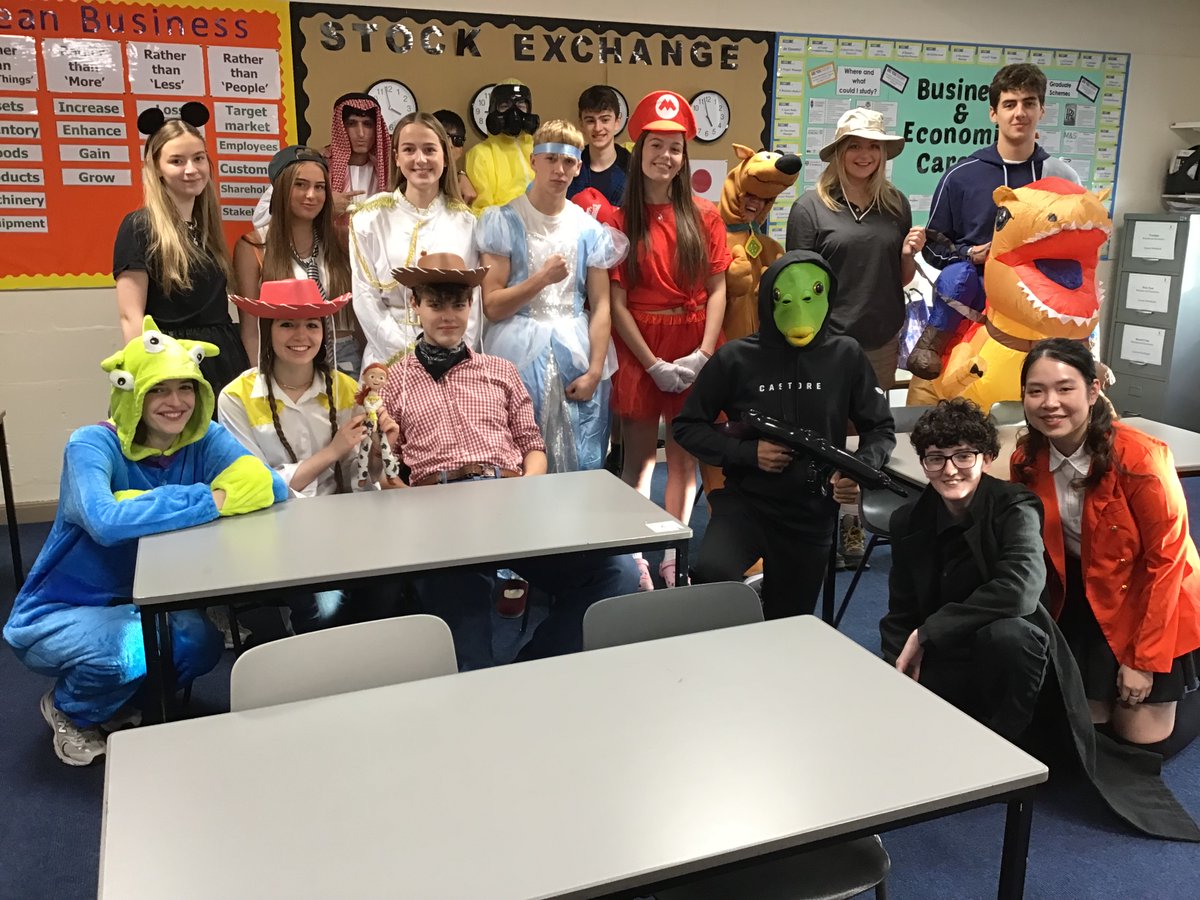 notjustahouse's tweet photo. What a week @HSofG raising money for @Butterflytrust1 Thank you to every member of the school community and of course Bannerman House. Congratulations to Mr Leighton on winning the SLT water bucket challenge! Not just a house...a home! https://t.co/qNfOYFMEIw https://t.co/vrUkKO0vAk