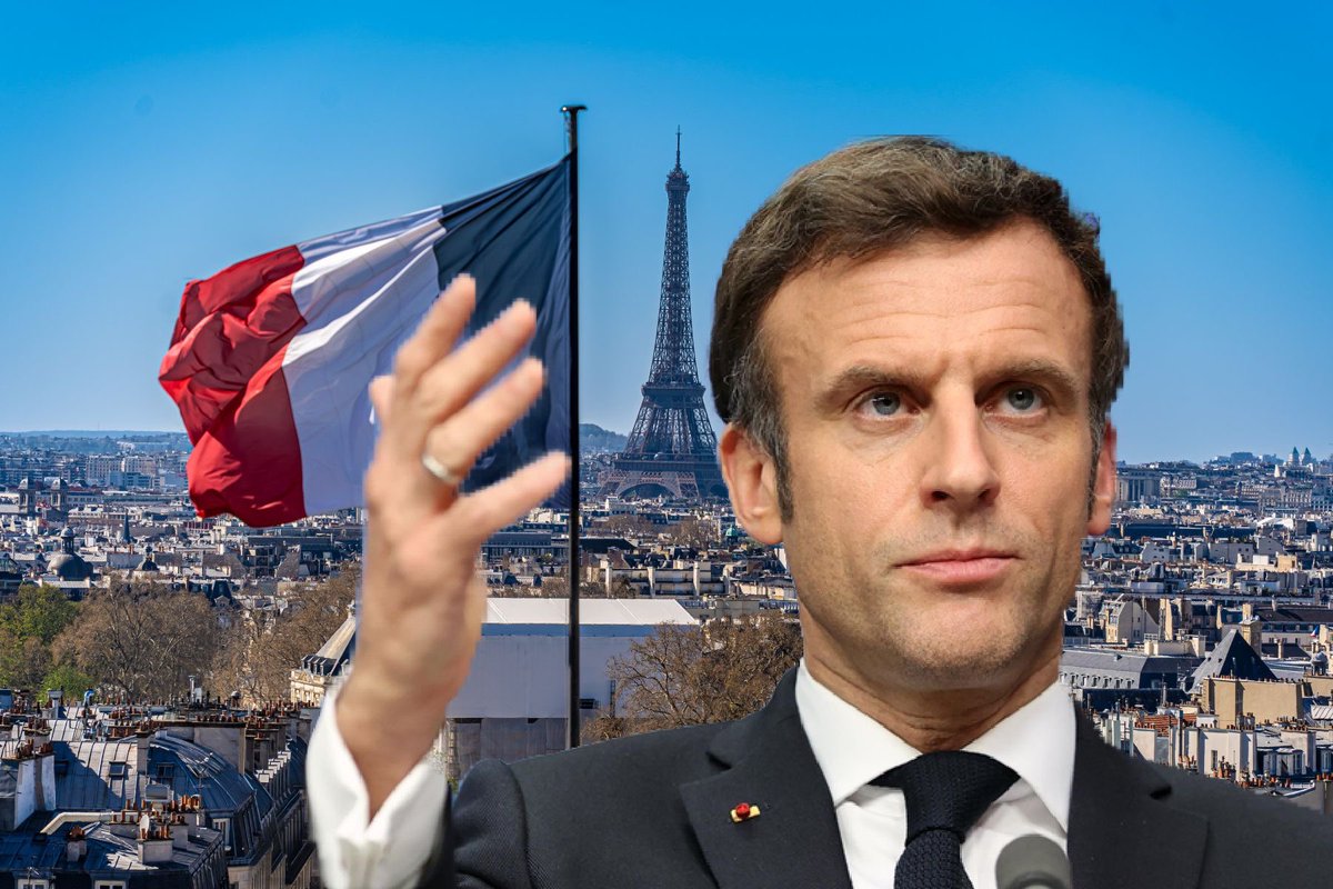 BREAKING‼️
France orders ban on all pro-Palestinian protests and according to various reports, will deport all foreigners who support Hamas from the country. Citizens of France will be arrested.