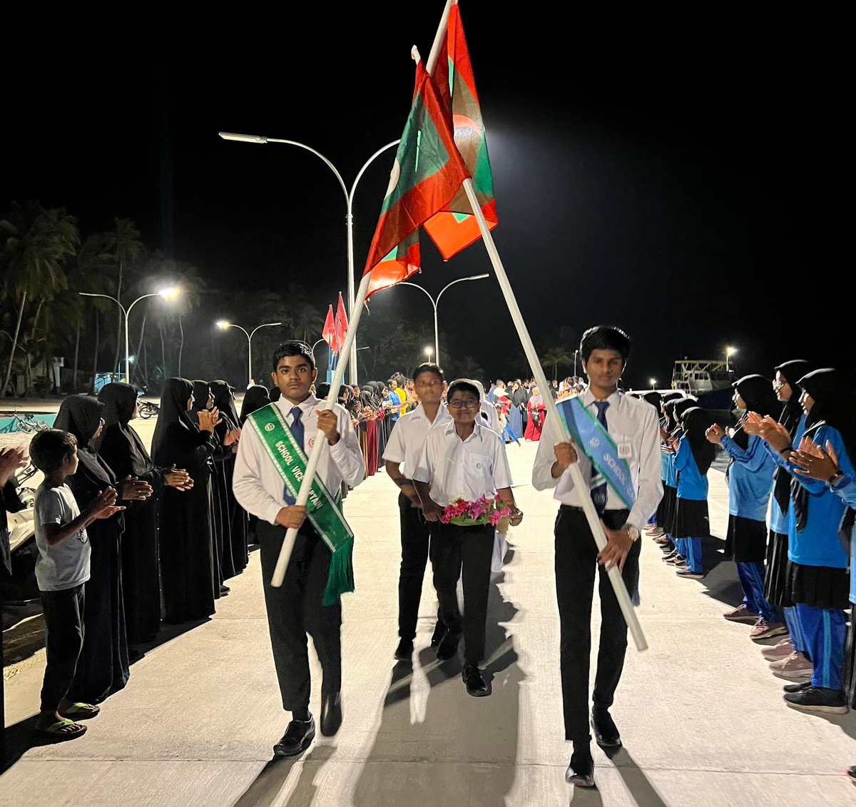KinolhasC's tweet photo. ރ.އަތޮޅު ޤުރްއާން މުބާރާތުގައި ރ.ކިނޮޅަހުން ބައިވެރިވި ދަރިވަރުން ހޯއްދެވި ކާމިޔާބީއަށް މަރުޙަބާ ދެއްނެވުން
@lgaMaldives @raatoll https://t.co/MgTtVsaD0C