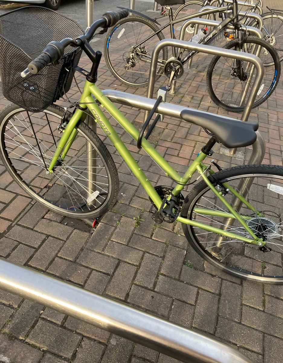 Proper long shot, I know, but if anyone sees my cute little bike around the place for sale or anything maybe you could give me a shout 🥲🙏🏼 our house was broken into and they took this among other things unfortunately
