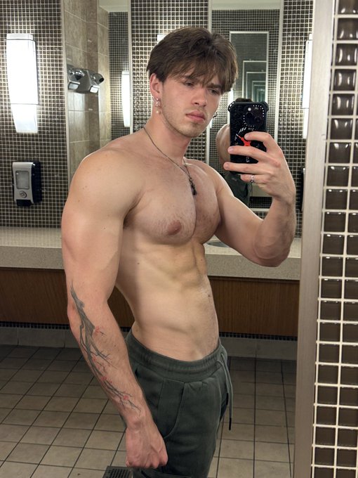 Yea, you can do your laundry on them https://t.co/CK4676mv19